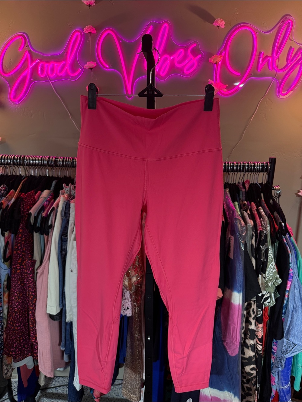 Lululemon Align 3/4 Length Hot Pink High-Rise Leggings NWOT